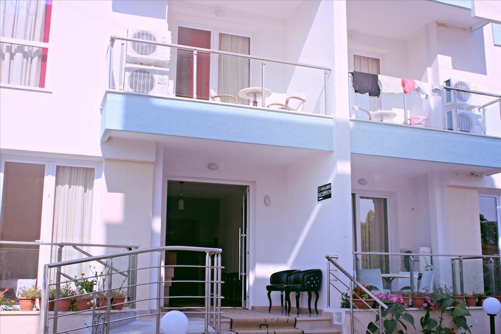 Hotel Garden Radhima Kültér fotó